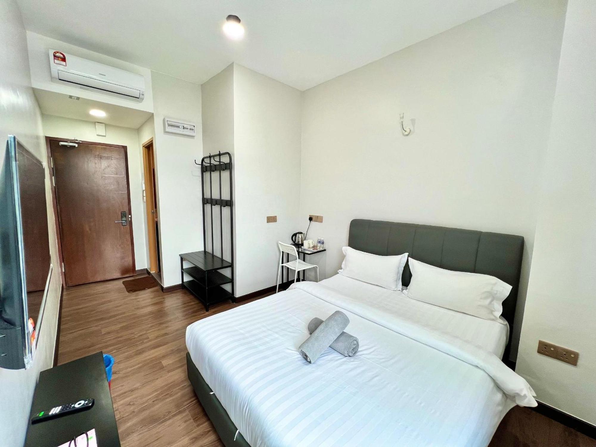 New Margo Hotel Kk Kota Kinabalu Buitenkant foto