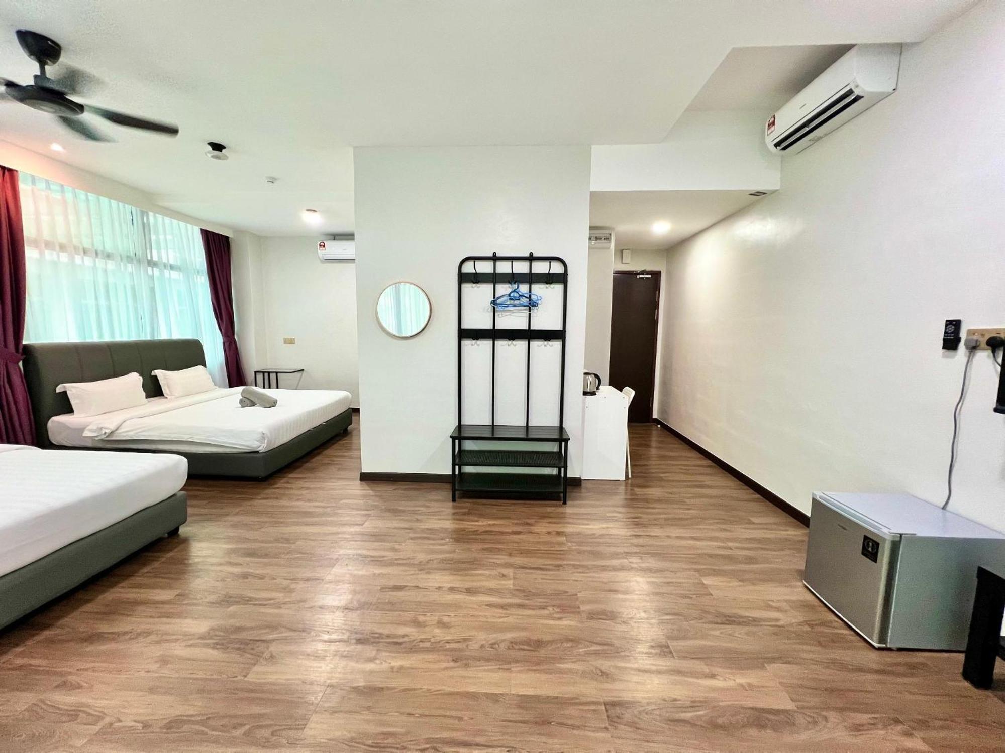 New Margo Hotel Kk Kota Kinabalu Buitenkant foto