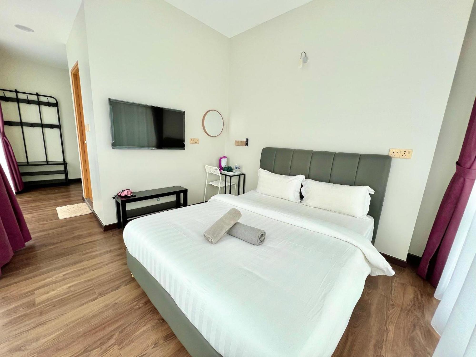 New Margo Hotel Kk Kota Kinabalu Buitenkant foto