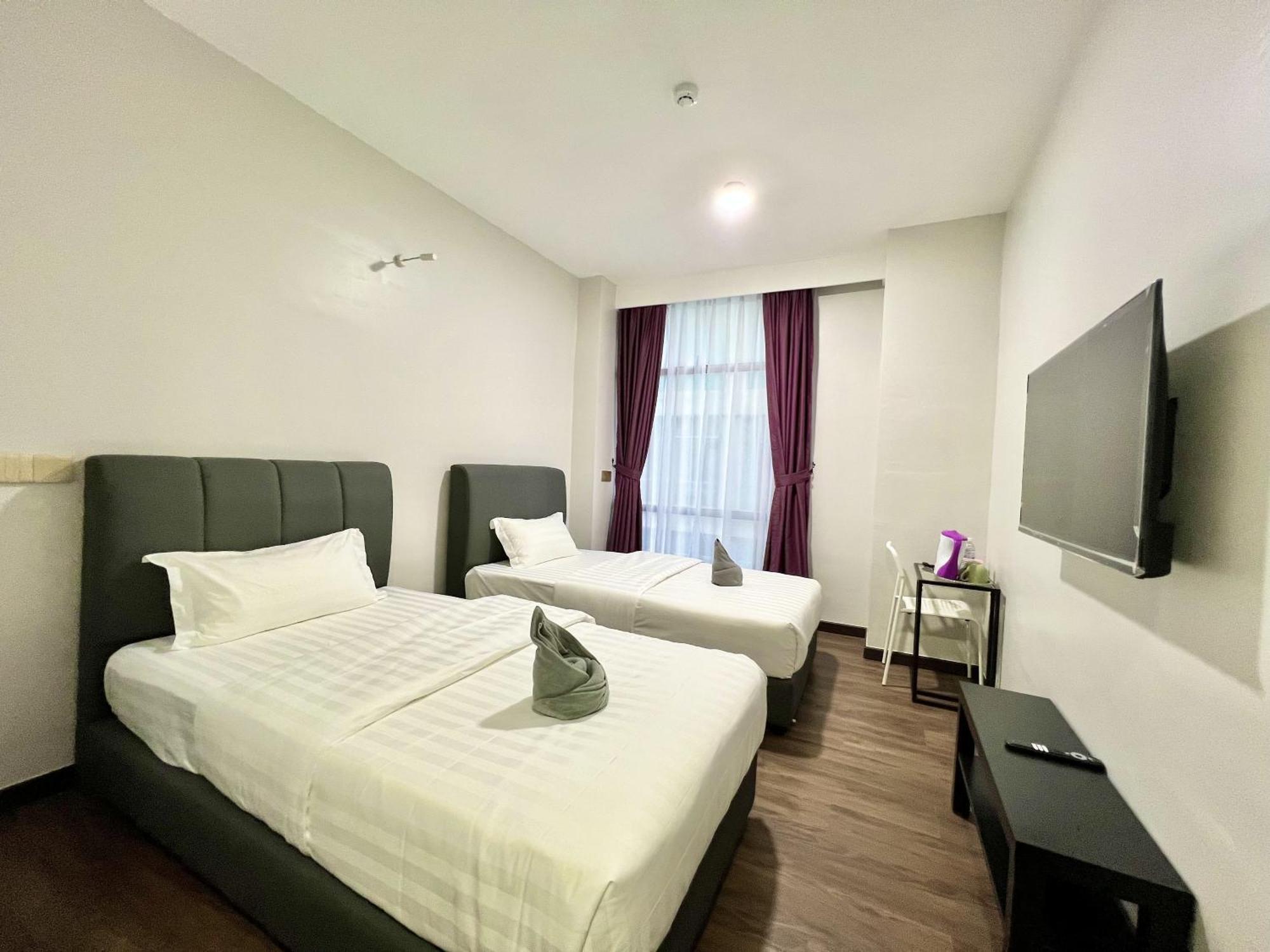 New Margo Hotel Kk Kota Kinabalu Buitenkant foto